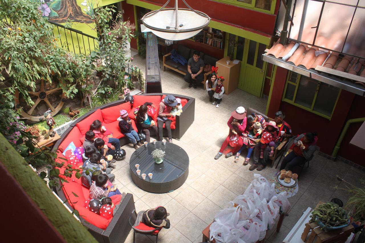 Blacky Hostel And Apartments (Adults Only) Куско Екстер'єр фото